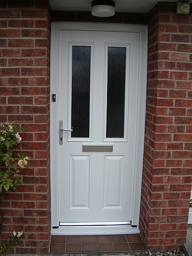Pearl white
With optional astracal glazing bar