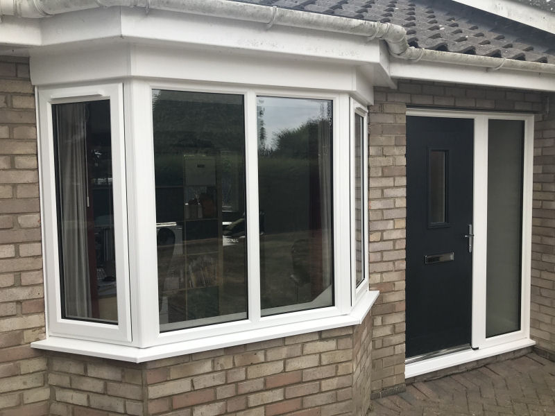White
With optional astracal glazing bar