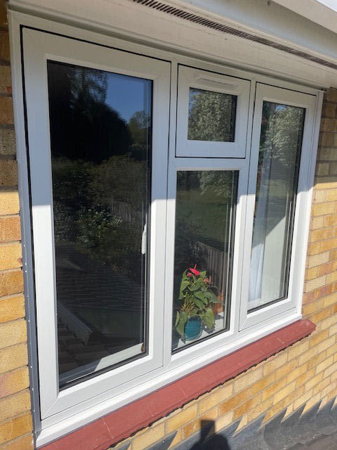 White
With optional astracal glazing bar